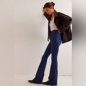 NWT Free People We The Free Jayde Flare Jeans, Size 24